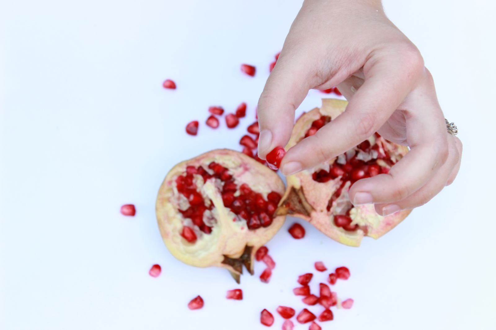 Early diagnosis and consistent medical follow-up reduce complications.